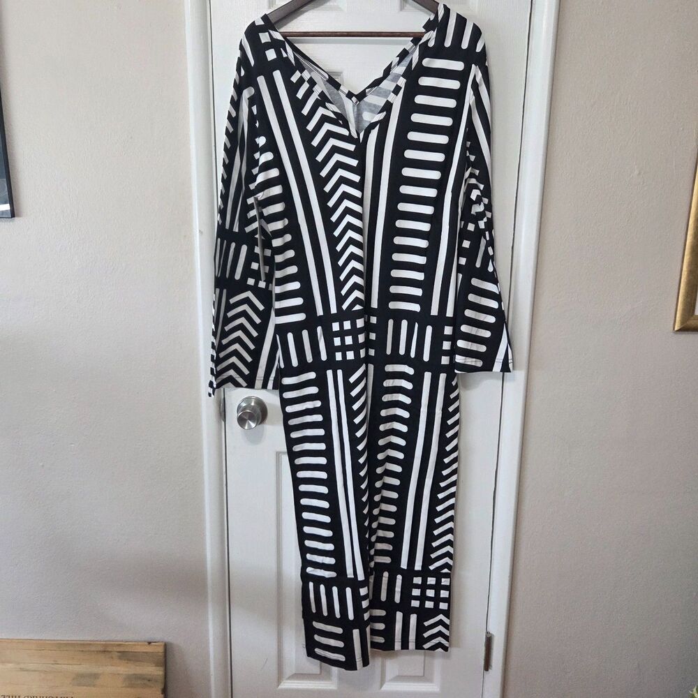 Ashro Black White Geometric Maxi Dress Size L Cotton V Neck Bell Sleeve